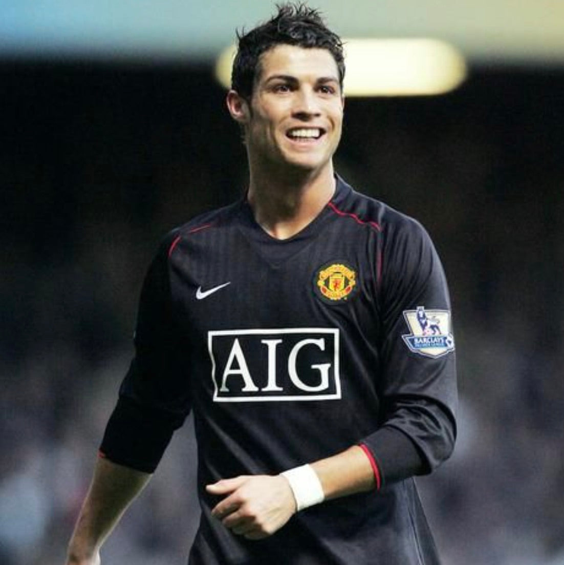 MANCHESTER UNITED 1998/99 Retro Home Shirt