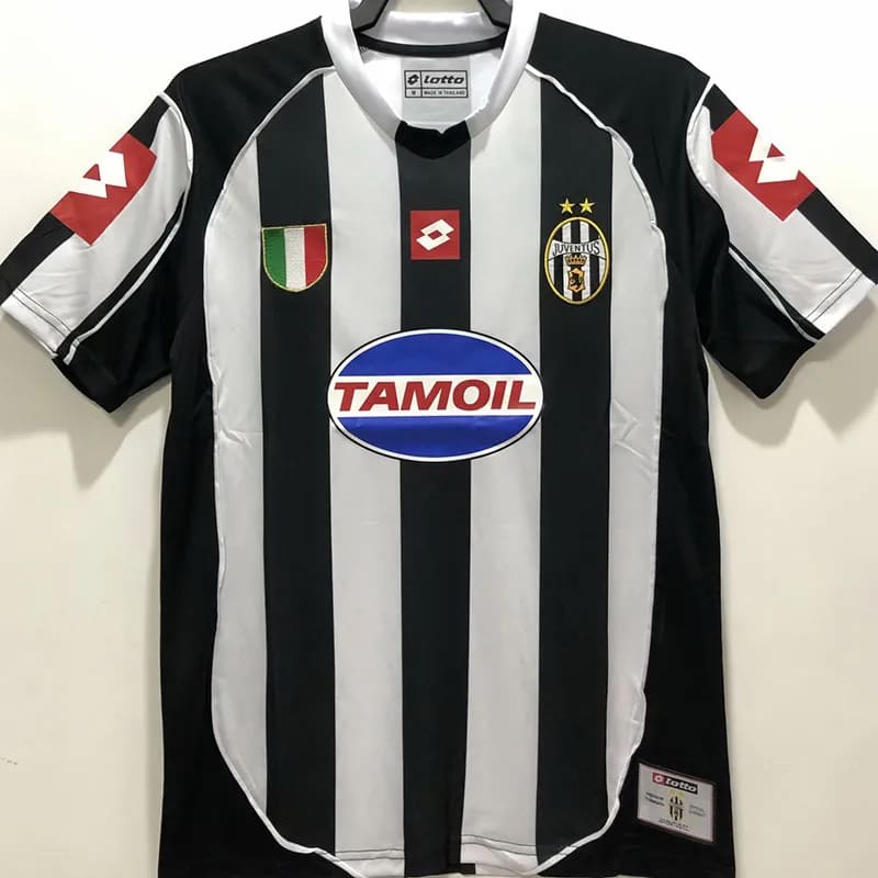 JUVENTUS 2002/3 Retro Home Shirt