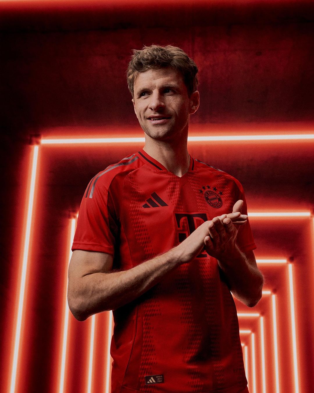 BAYERN MUNICH 24/25 Home Shirt - Home Kit