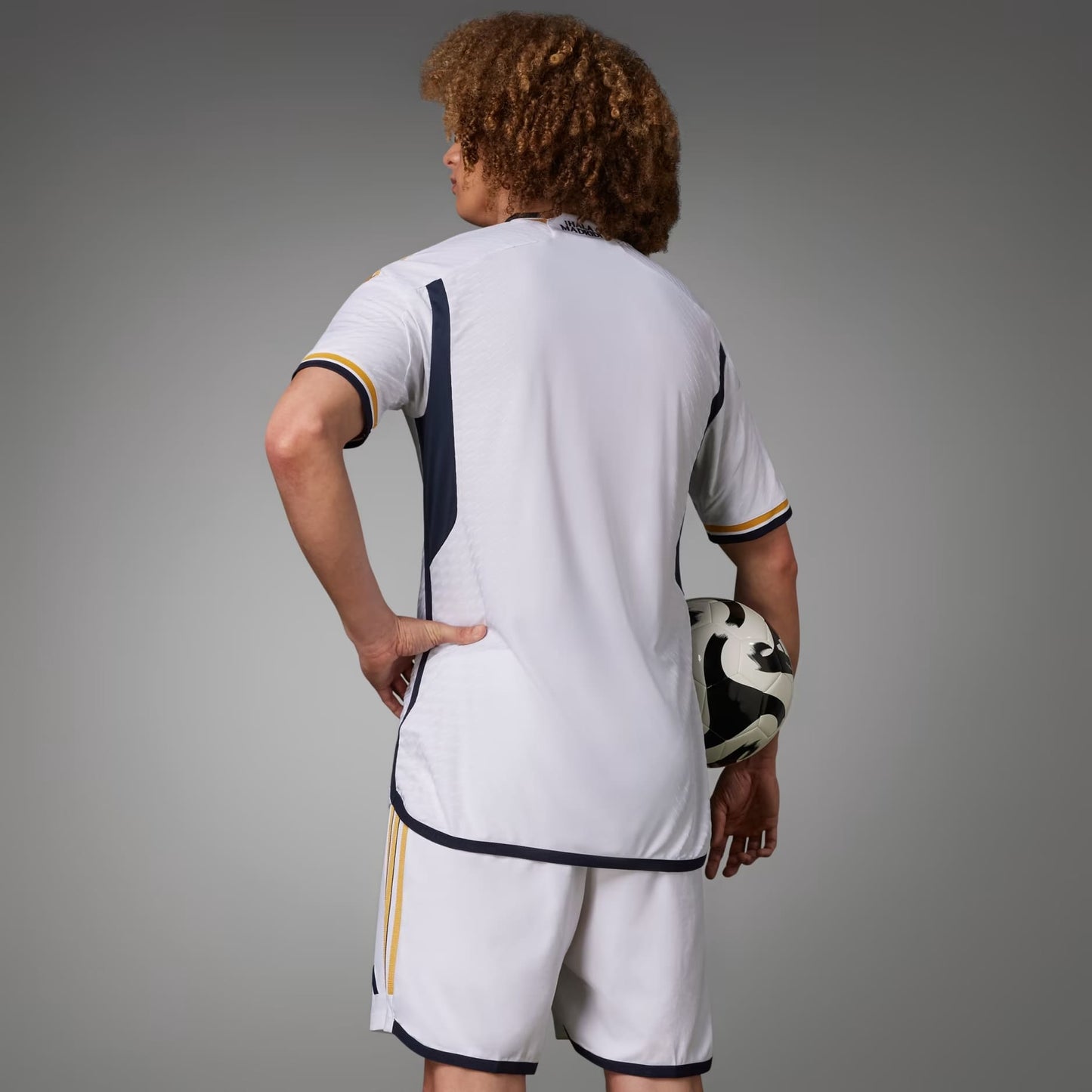 REAL MADRID 23/24 Shirt - First Kit